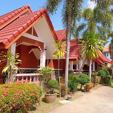 Bunraksa Resort Kamphaeng Phet Exterior photo