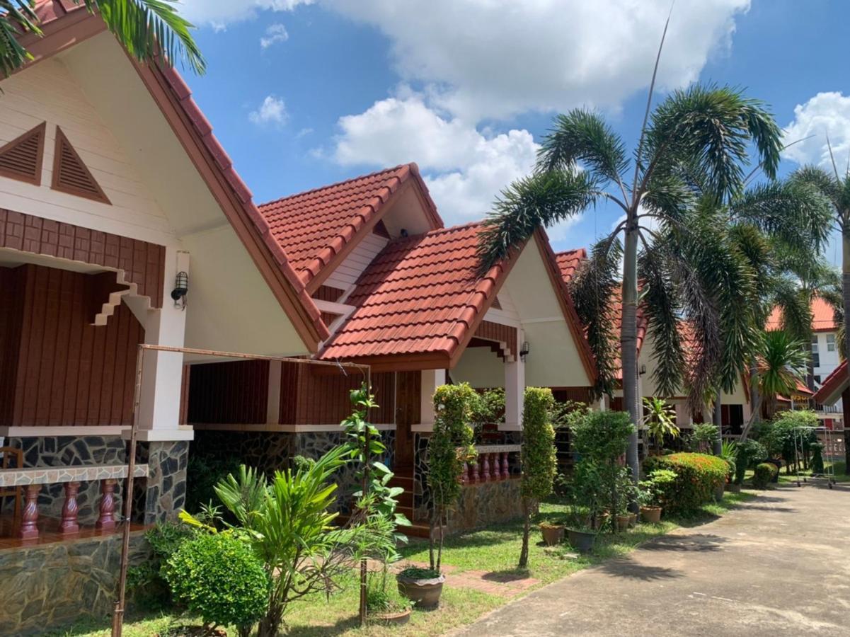 Bunraksa Resort Kamphaeng Phet Exterior photo