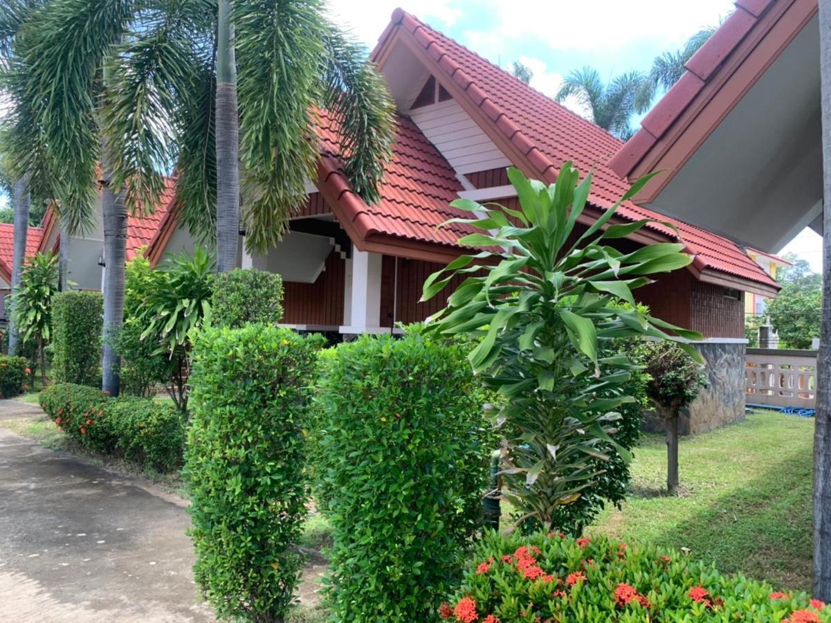 Bunraksa Resort Kamphaeng Phet Exterior photo