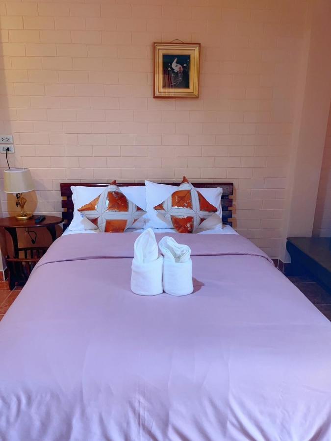 Bunraksa Resort Kamphaeng Phet Exterior photo